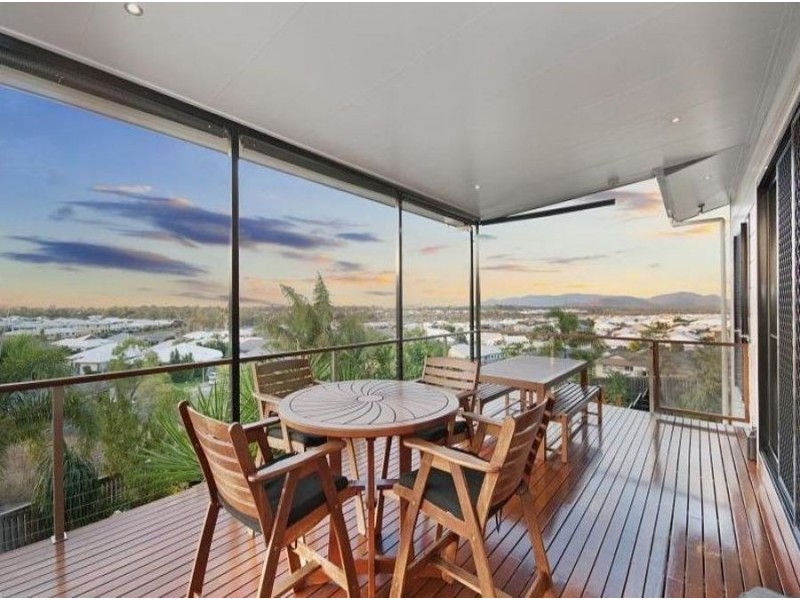 5 Harrier Court, Bushland Beach QLD 4818