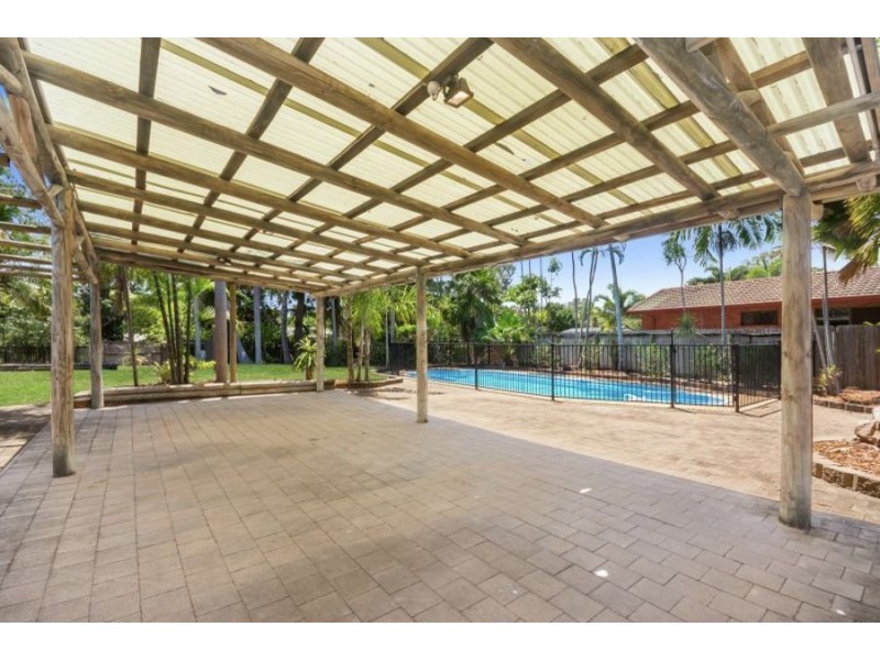 7 Bunya Street, Bushland Beach QLD 4818