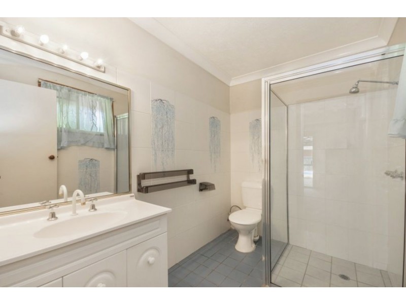 7 Bunya Street, Bushland Beach QLD 4818