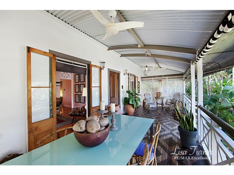 18 Margaret Street, West End QLD 4810