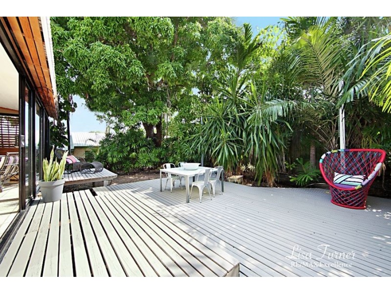 18 Margaret Street, West End QLD 4810