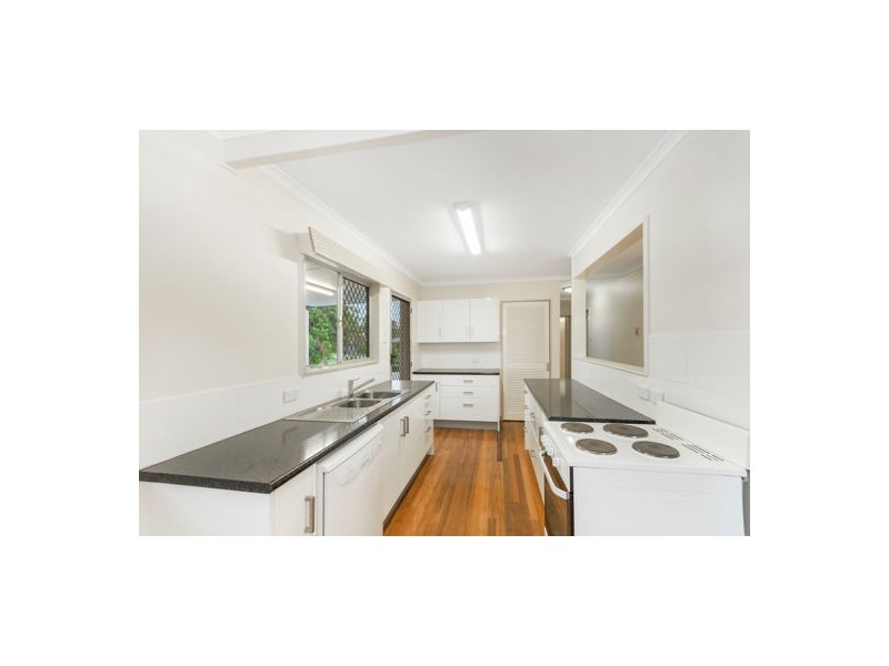 12 Marcus Street, Rasmussen QLD 4815