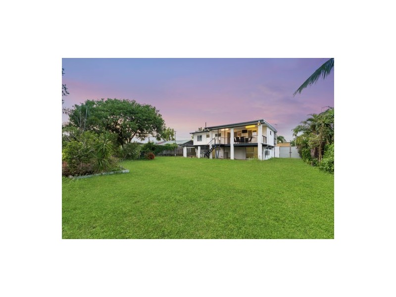 12 Marcus Street, Rasmussen QLD 4815