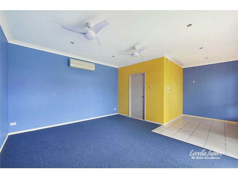 1 St Helens Drive, Mount Louisa QLD 4814