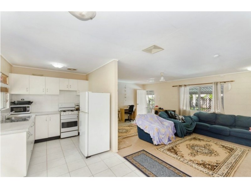 6 Judith Street, Kelso QLD 4815