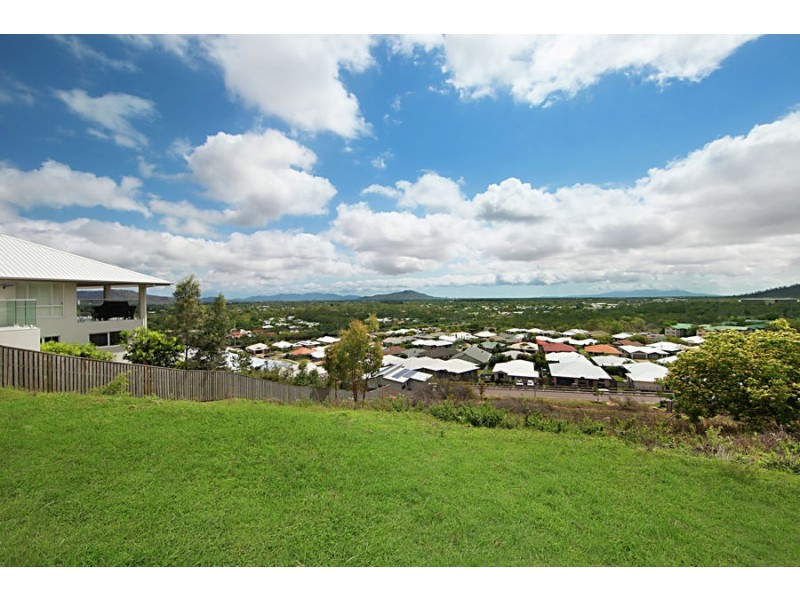 32 Windarra Avenue, Douglas QLD 4814