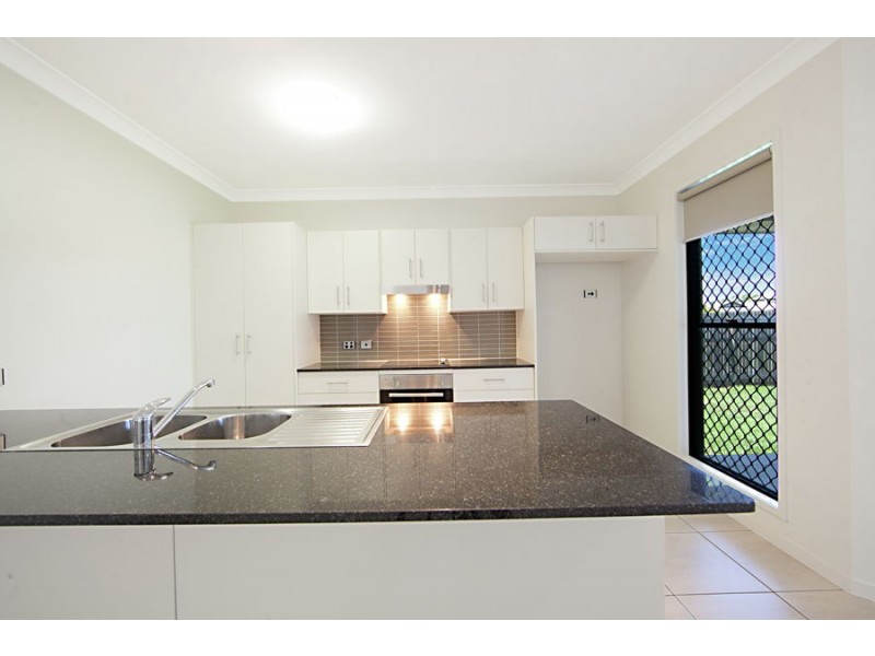 6 Atwood Street, Mount Low QLD 4818