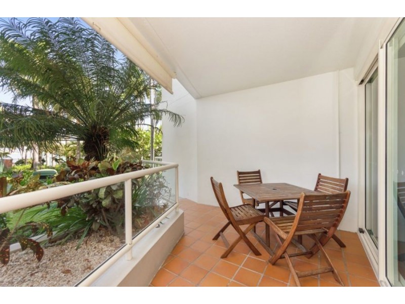 8/7 Mariners Drive, Townsville City QLD 4810