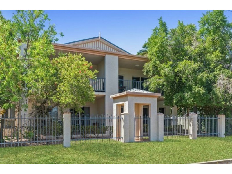 8/2 Macrossan Street, South Townsville QLD 4810