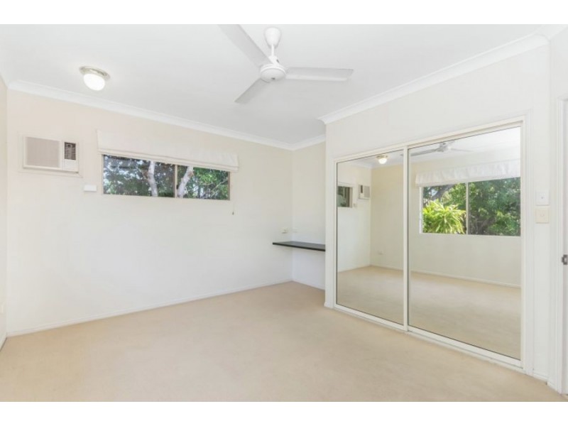 8/2 Macrossan Street, South Townsville QLD 4810