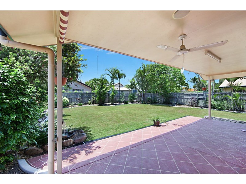 15 Squires Crescent, Kirwan QLD 4817