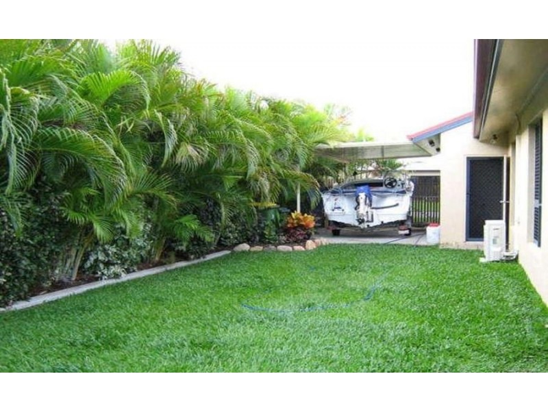 15 Squires Crescent, Kirwan QLD 4817