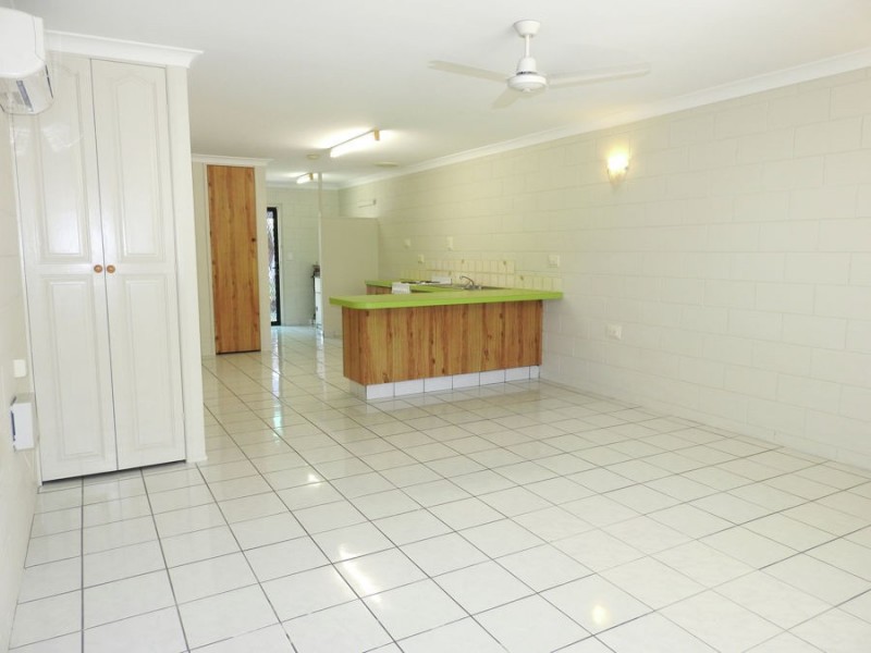 1/38 Ives Street, Kirwan QLD 4817