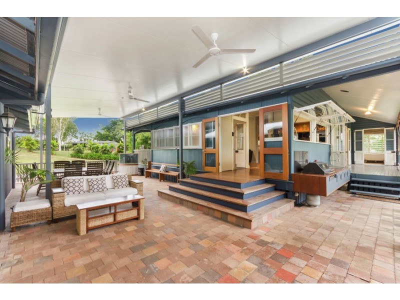 404 Forestry Road, Bluewater Park QLD 4818