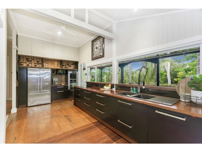 404 Forestry Road, Bluewater Park QLD 4818