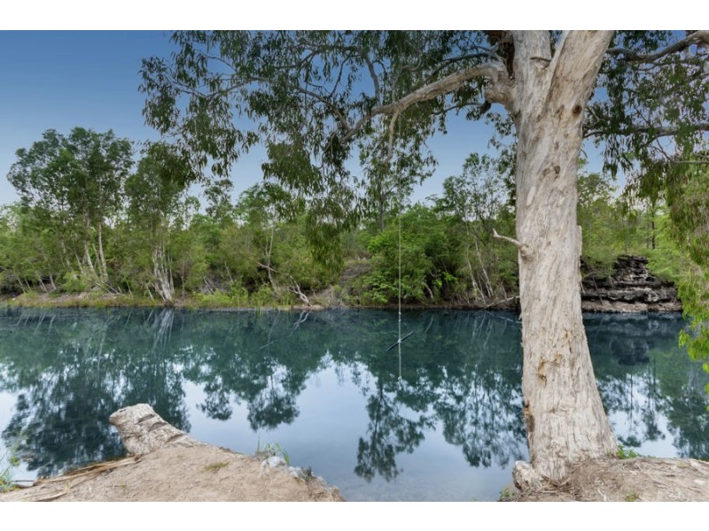 404 Forestry Road, Bluewater Park QLD 4818