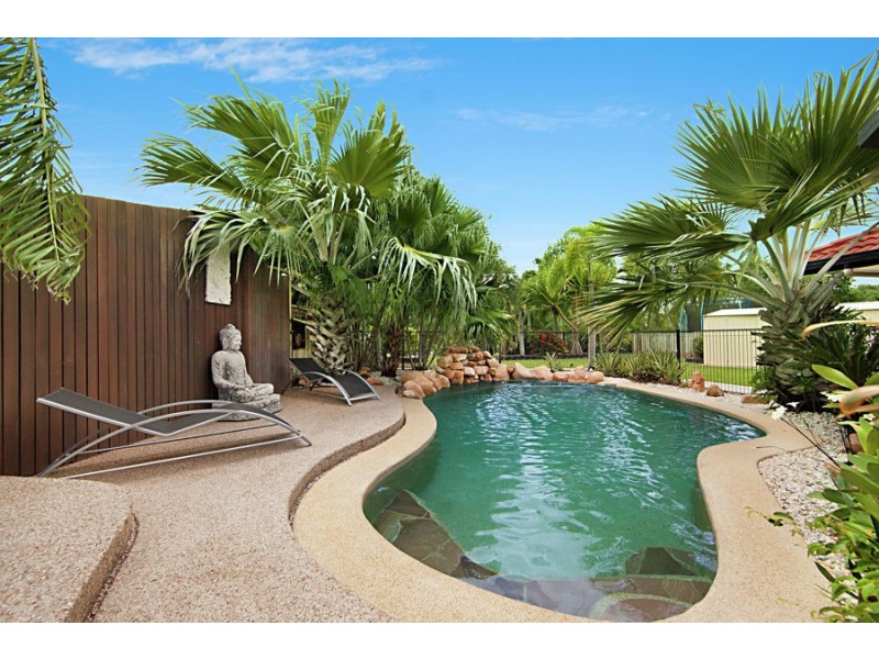 8 Waterside Place, Idalia QLD 4811