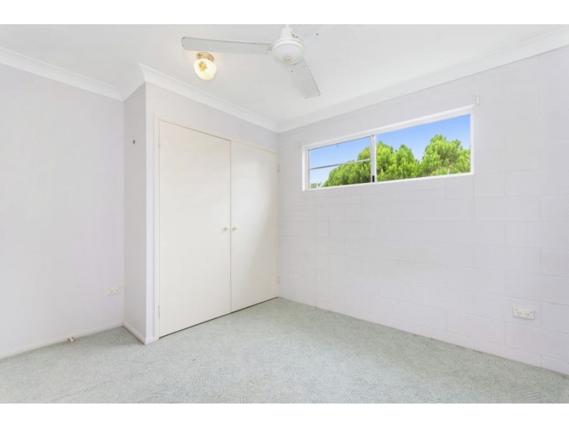 191 Ocean Parade, Balgal Beach QLD 4816