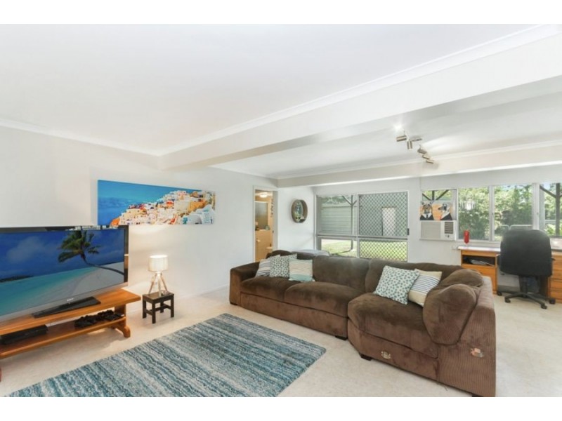 30 Dyer Street, Pallarenda QLD 4810