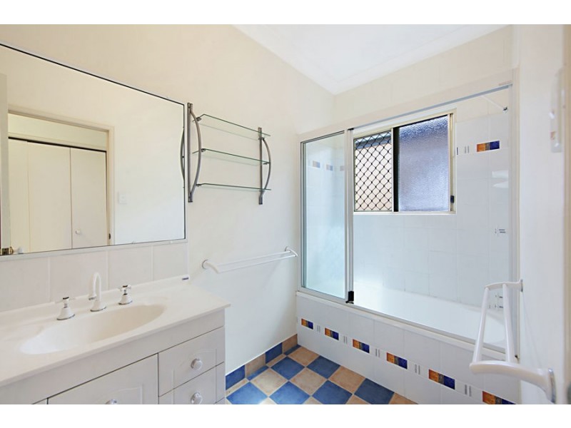 21 Fortunia Lane, Kirwan QLD 4817