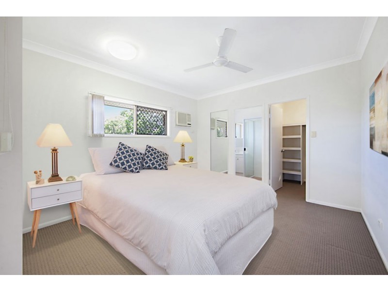 15 Riovista Way, Kirwan QLD 4817