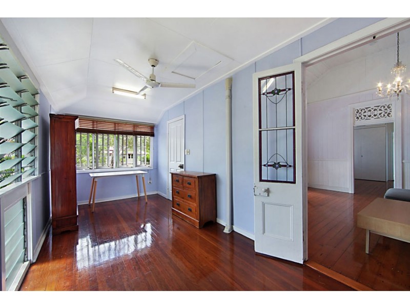 4 Third Street, Railway Estate QLD 4810