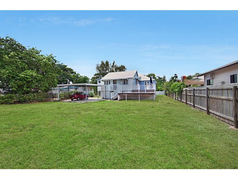 4 Third Street, Railway Estate QLD 4810