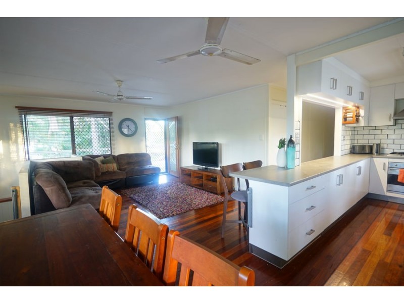 6 Keesing Road, Douglas QLD 4814