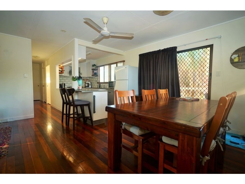 6 Keesing Road, Douglas QLD 4814