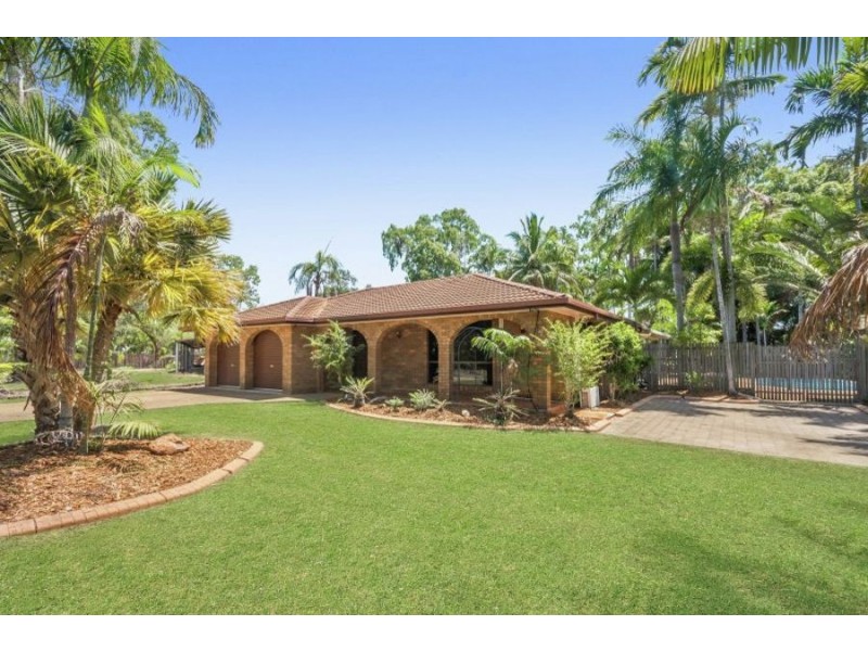 7 Bunya Street, Bushland Beach QLD 4818