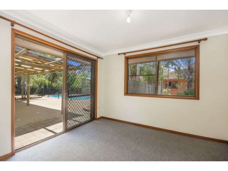 7 Bunya Street, Bushland Beach QLD 4818