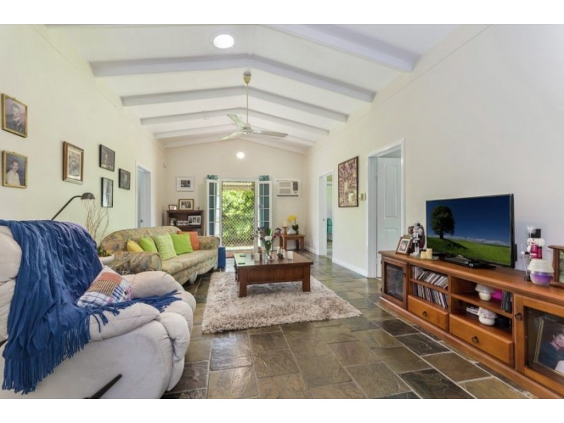 28 Althaus Parade, Yabulu QLD 4818