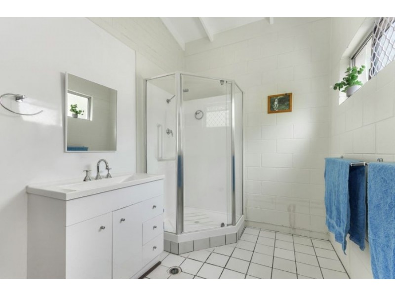 28 Althaus Parade, Yabulu QLD 4818