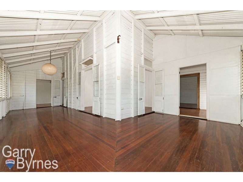 30 Paxton Street, North Ward QLD 4810