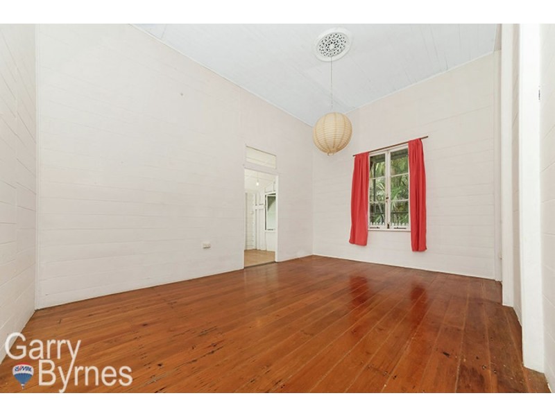 30 Paxton Street, North Ward QLD 4810