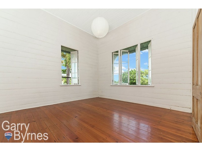 30 Paxton Street, North Ward QLD 4810