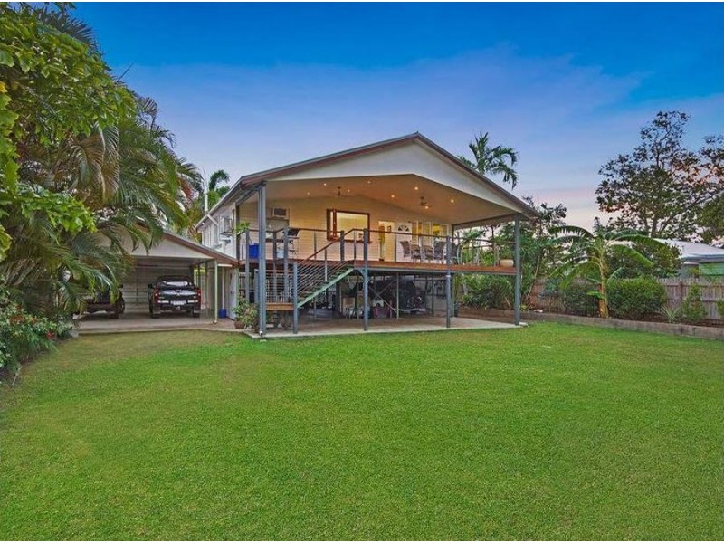 33 Townsend Street, Mysterton QLD 4812