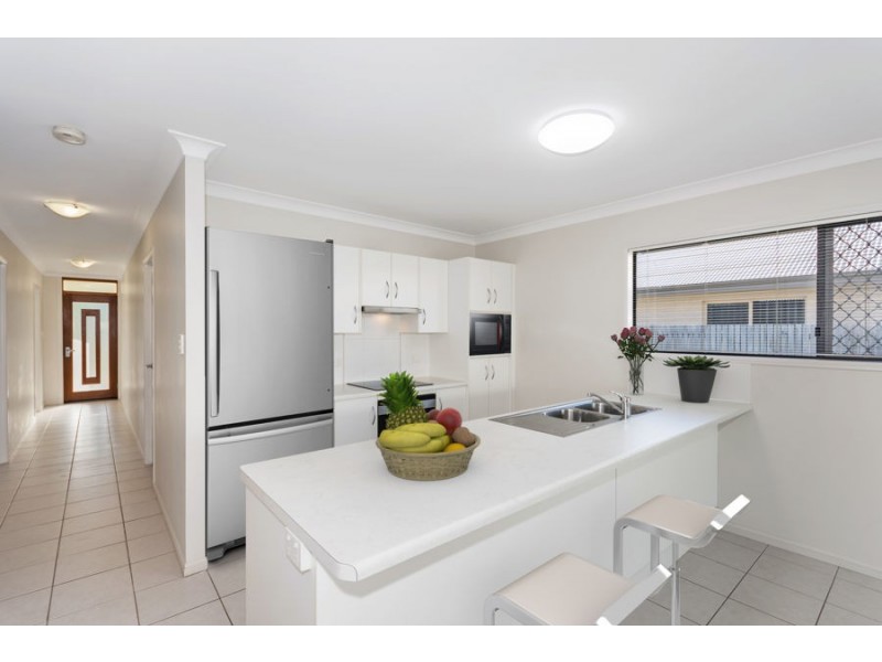 13 Rowley Place, Burdell QLD 4818