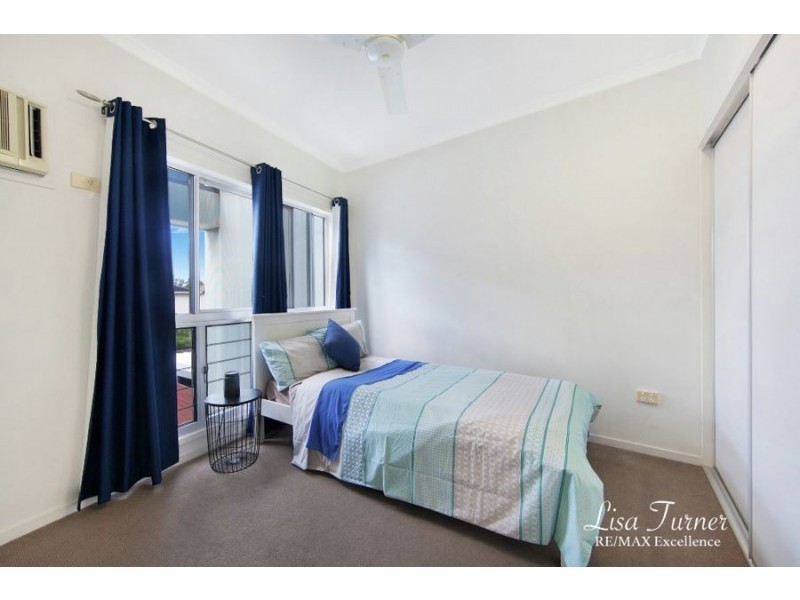 215 Riverside Blvd, Douglas QLD 4814