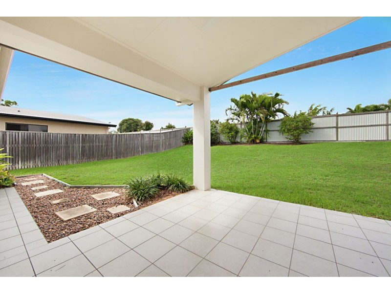 38 Dungurra Place, Bushland Beach QLD 4818