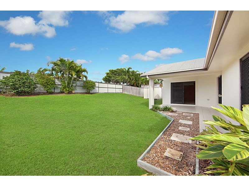 38 Dungurra Place, Bushland Beach QLD 4818