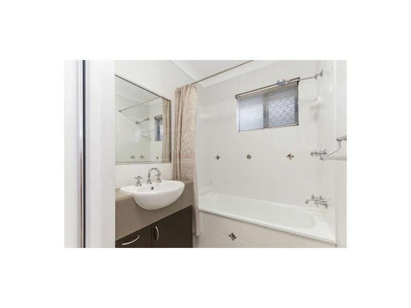 15 Aspley Drive, Kirwan QLD 4817