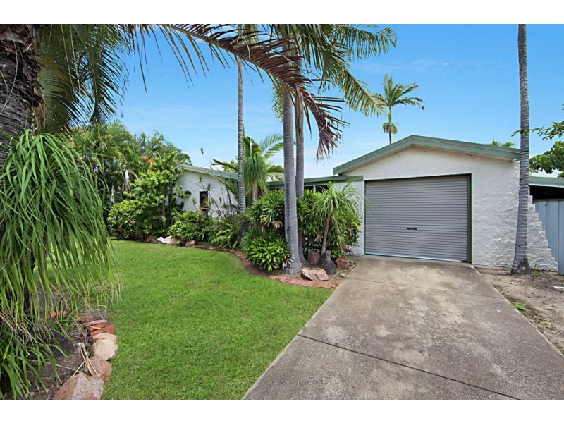 12 Yut Fay Avenue, Kelso QLD 4815