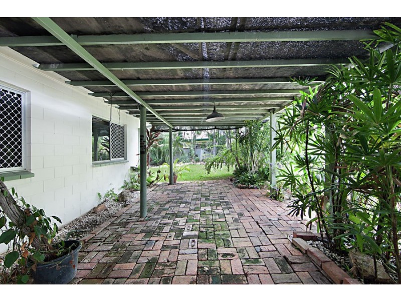 12 Yut Fay Avenue, Kelso QLD 4815