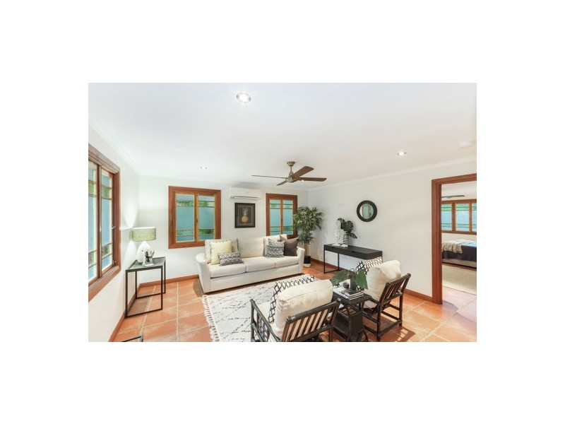 12 Dillane Street, Hyde Park QLD 4812