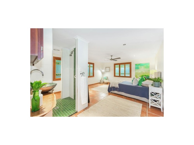 12 Dillane Street, Hyde Park QLD 4812