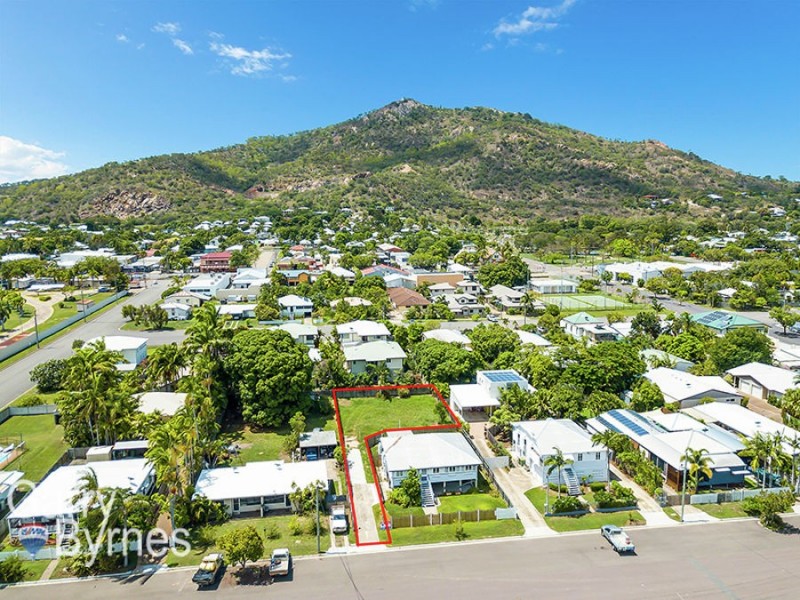 23 Shaw Street, West End QLD 4810