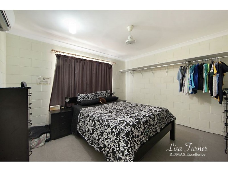 25 Amber Avenue, Rasmussen QLD 4815