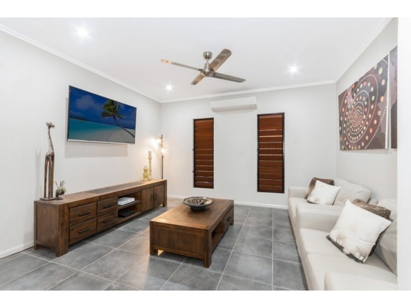 15 Greenbank Pocket, Idalia QLD 4811