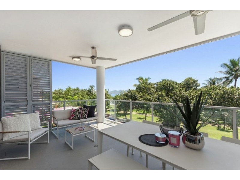 4/62 The Strand, North Ward QLD 4810